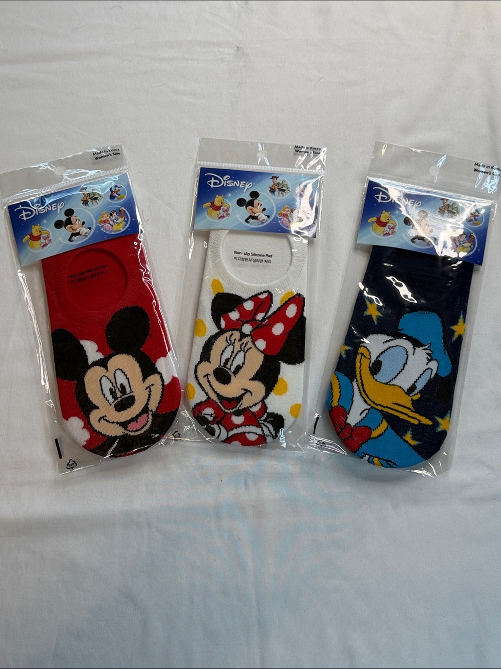 Disney Women’s No-Show Socks Set - Red, White, Navy